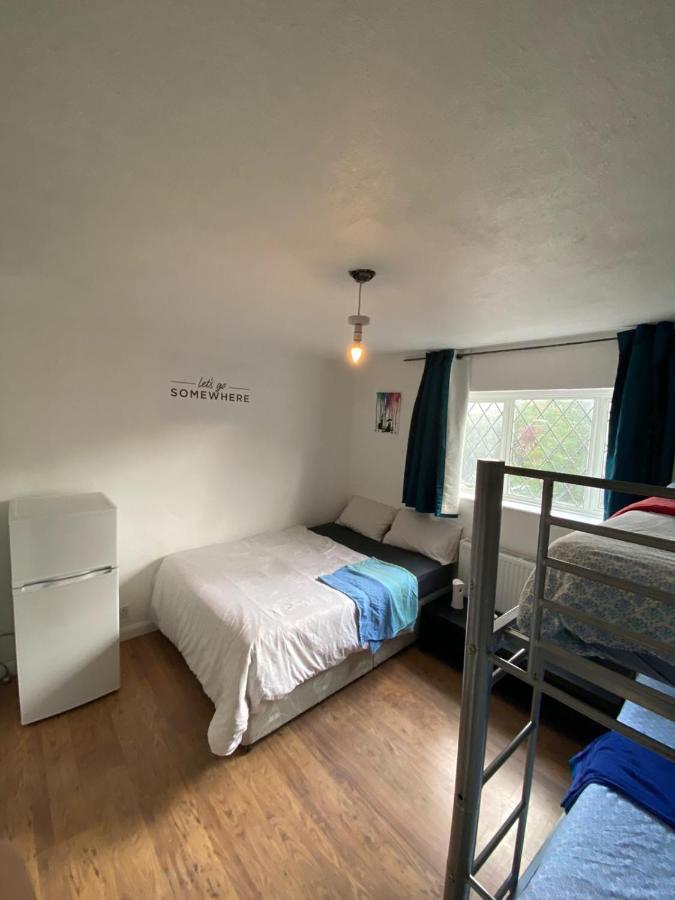 Private Room In London Exterior photo